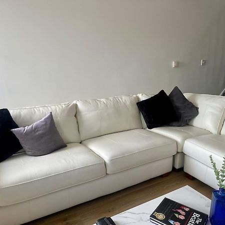 클리터 무어 Birks Road 빌라 외부 사진